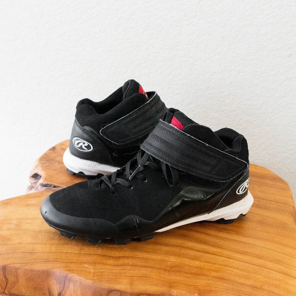 Rawlings Boys Black Cleats | Size Youth 6 | Baseball/Softball Shoes